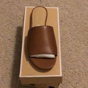 Michael Kors Shelly Luggage Leather